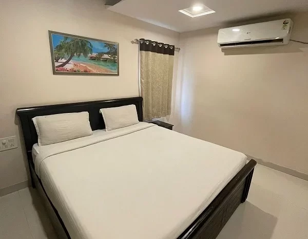 couple friendly hotels in miyapur